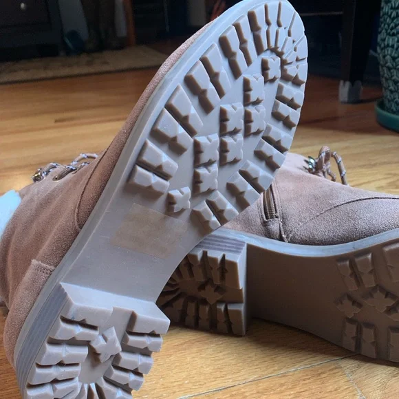 Samara Hiker Suede Bootie NWOT - Picture 3 of 5